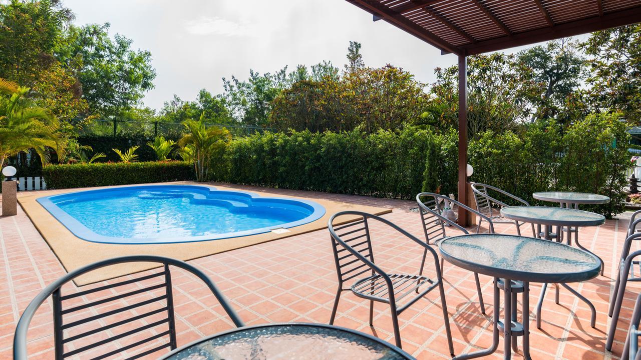 Rai Fahpratan Home And Garden Ban Pak Ngam  Ngoại thất bức ảnh